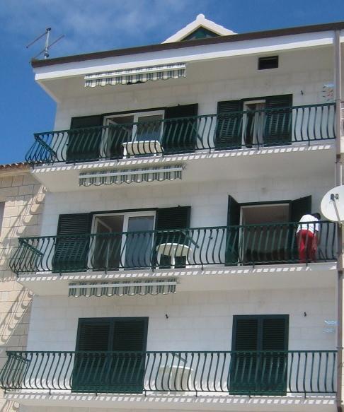Apartments Waterfront Ivan Подгора Стая снимка