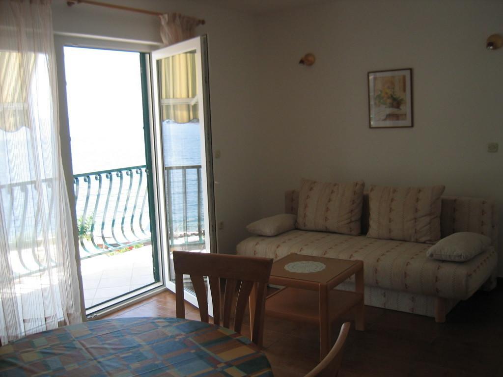 Apartments Waterfront Ivan Подгора Стая снимка