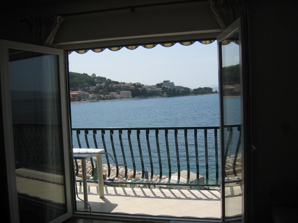 Apartments Waterfront Ivan Подгора Стая снимка